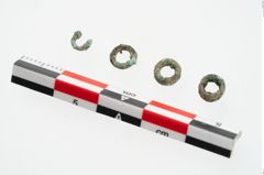 Etikett zu Bernsteinperle (NHMW-PRAE-085780)